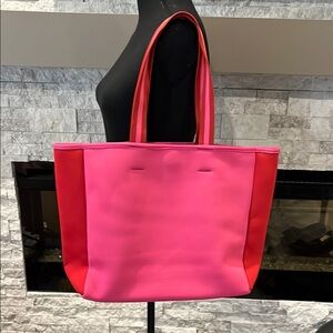 NWT Summersvlt Vibrant Pink and Red Tote Bag, lightweight